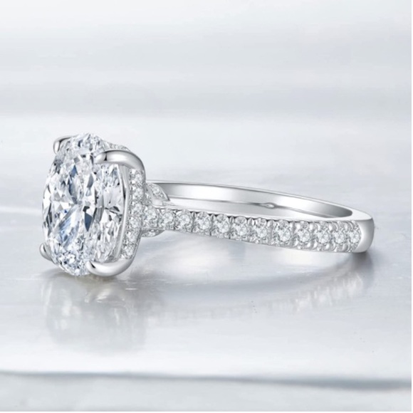 14k Certified 3 ct Colorless VVS1 Diamond Moissanite Ring - Picture 6 of 13